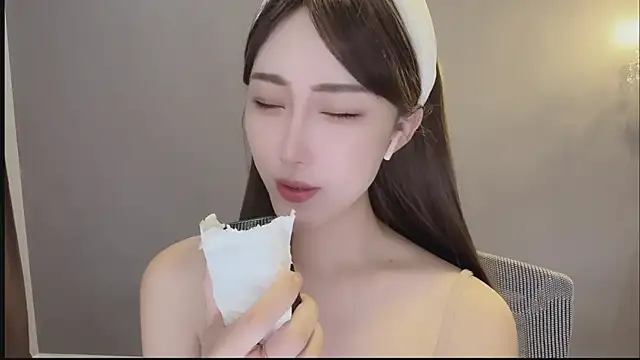 Aner333 现场XXX聊天