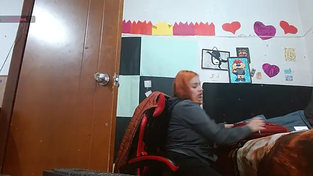 XXX chat uživo modela Saray_extrovert_