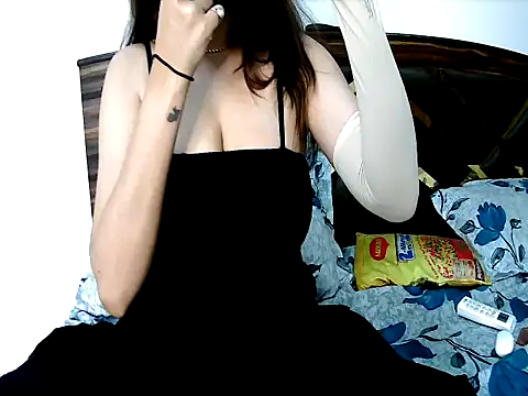 צ'אט XXX בשידור חי של Gloie4u