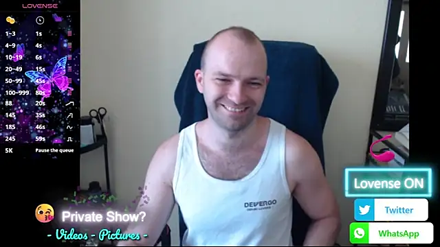 RealManHaveHairy's Live XXX Chat