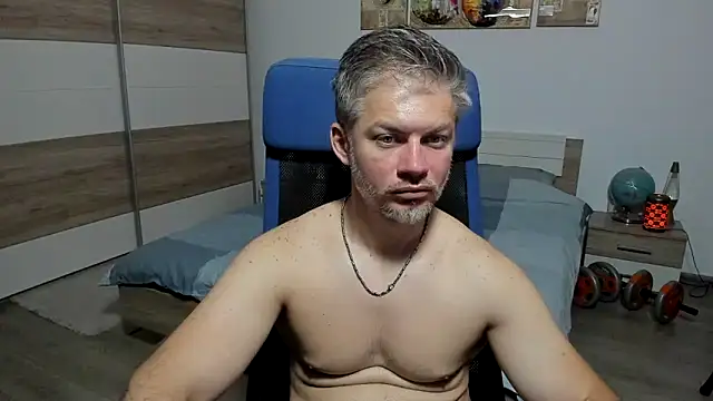 RobbyShawz: онлайн-секс-чат