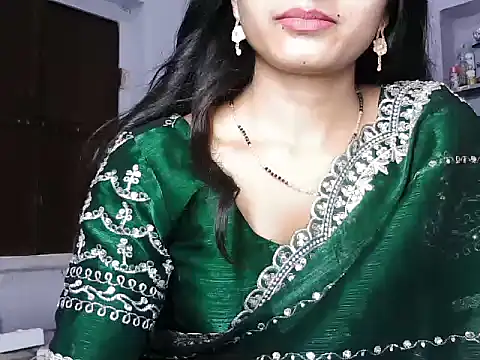 GOLDN_GIRL_'s Live XXX Chat
