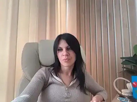 XXX chat uživo modela InjaAtHome