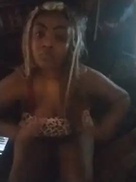 VenezuelaLuxeNoir Adlı Modelin Canlı XXX Sohbeti