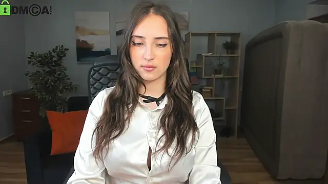 Effy_Royse Adlı Modelin Canlı XXX Sohbeti