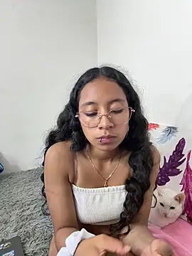 Chat +18 de Violetlove_ ao vivo