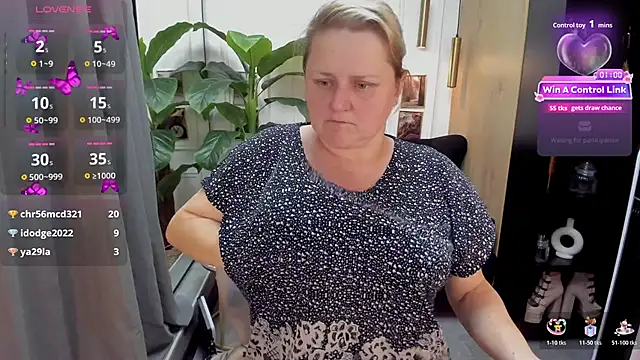 ScarlettSoft Live XXX-chat