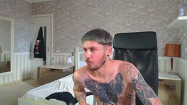 Онлайн чат XXX JonahShaw
