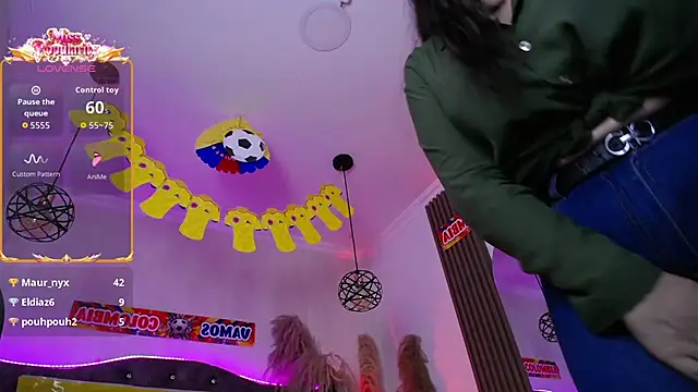 Chat XXX en directo de Amara_Davis1