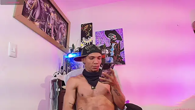Živý XXX chat CRAZY-BOY99