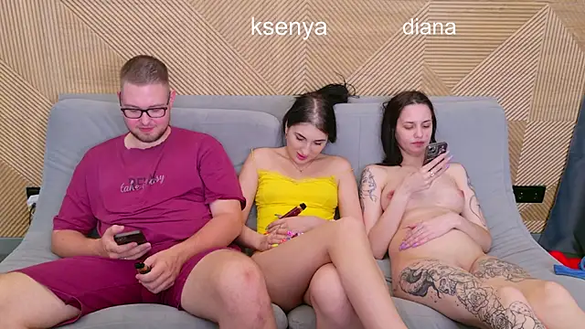 Chat +18 de Ksenny ao vivo