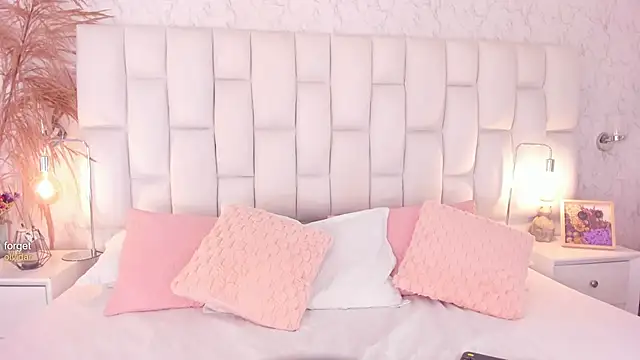 Chat +18 de ClaradelMar ao vivo