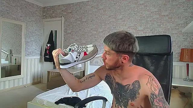 JonahShaw Live XXX-chat