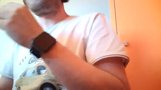 truble78 live XXX chat