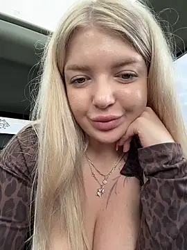 OdriOlsens' Live XXX Chat