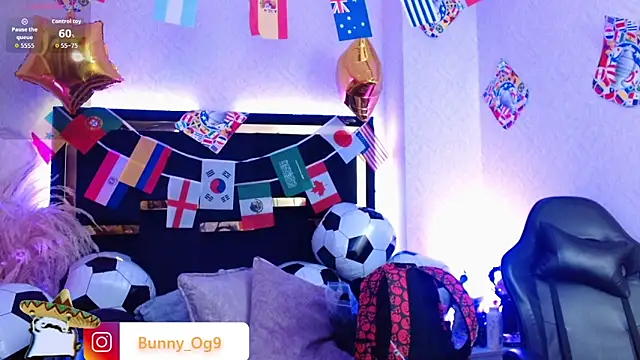 Bunny_On Live XXX chat