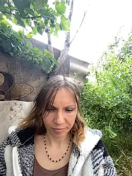 Anita-Smith 现场XXX聊天