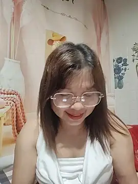 Cover-baa live XXX chat