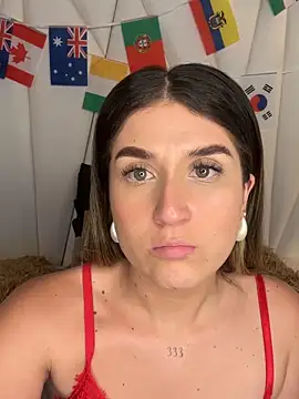 IsabelleMilan XXX чат на живо