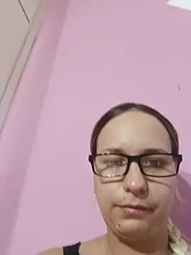 Chat XXX en directo de Mia_RainX