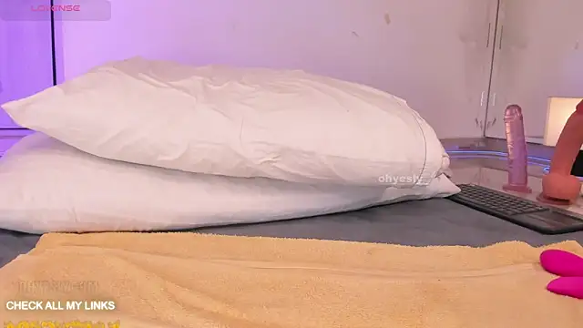 ohyesly_ লাইভ XXX চ্যাট
