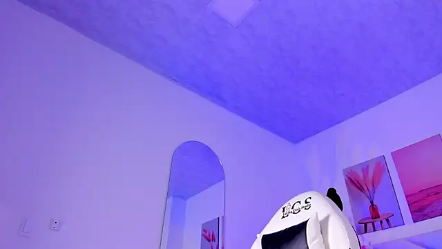 צ'אט XXX בשידור חי של Brianna_bigboobs