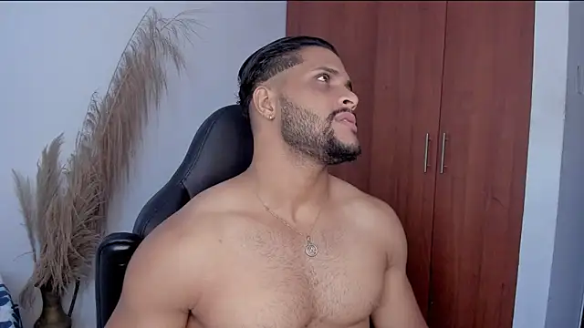 Pier_Simons live XXX chat