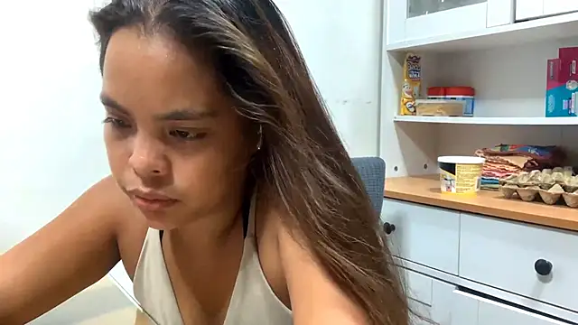 XXX chat uživo modela Bunny_Kisss