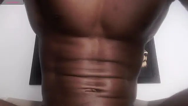 XXX chat uživo modela drake_brwon_23