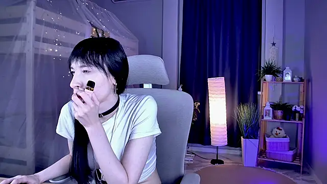 SeraphineSparda's Live XXX Chat