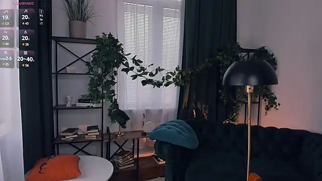 Онлайн чат XXX InesPiek