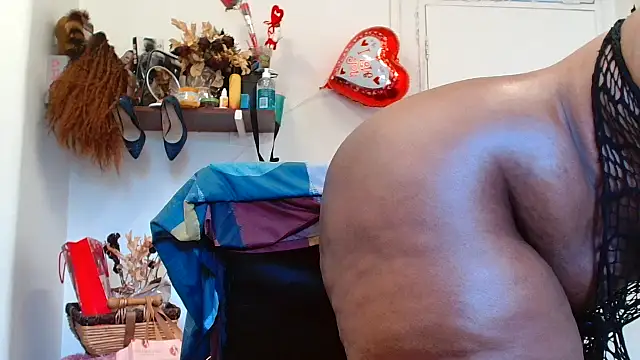 xTALLSEXYBUMx's Live XXX Chat