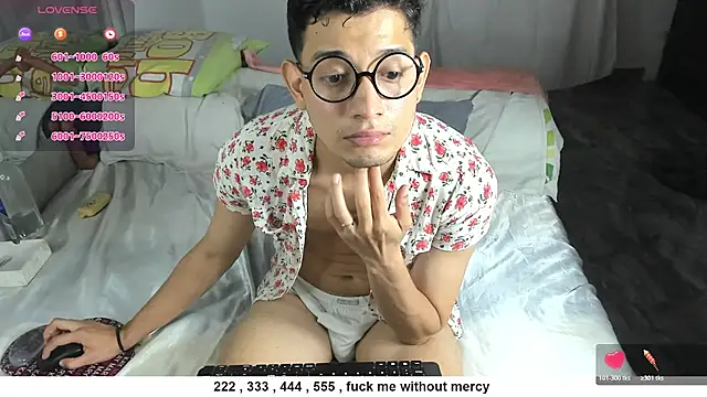 Benjamin_Buster Live XXX Chat