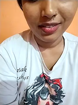 Sexy_Divya__'s Live XXX Chat