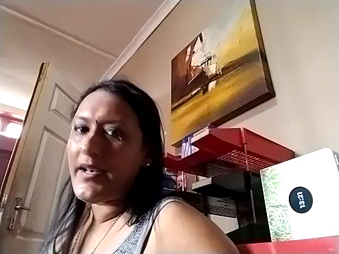Indiansexyboobs18n Live XXX chat