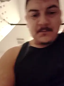 Biglou97's Webcam Show