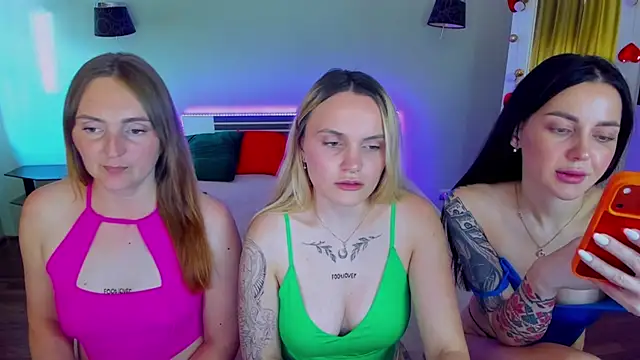 MagicEyess live XXX chat