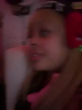 nintendhoe's Live XXX Chat