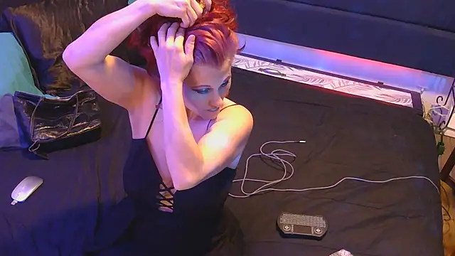 BusyB1983 Live XXX-chat