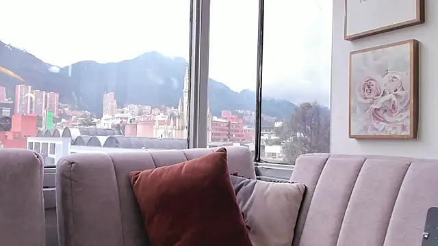 Ivanna_West 现场XXX聊天