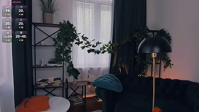 InesPiek élő XXX-chatje