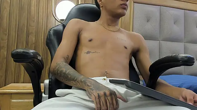 Mael_Jason Live XXX-Chat