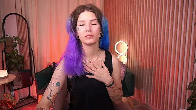 Lain_Root Live XXX Chat