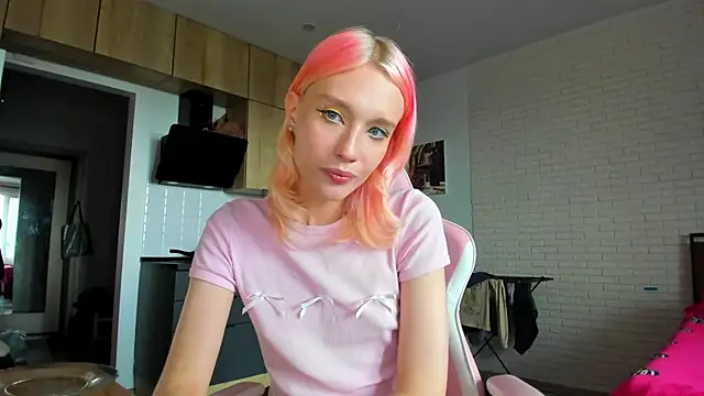 _Alice_Kitty's Live XXX Chat