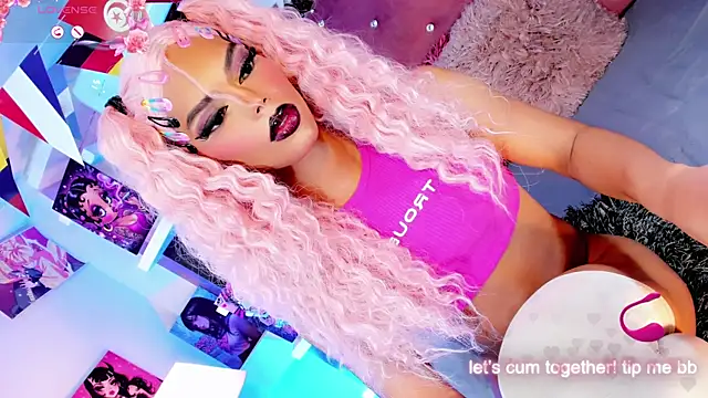 Diiva_Smiith élő XXX-chatje