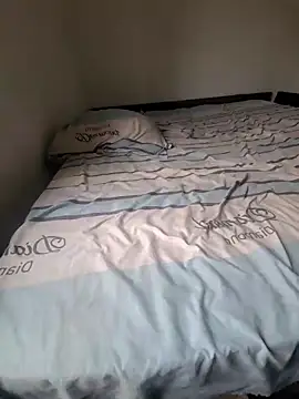 Geespise Adlı Modelin Canlı XXX Sohbeti