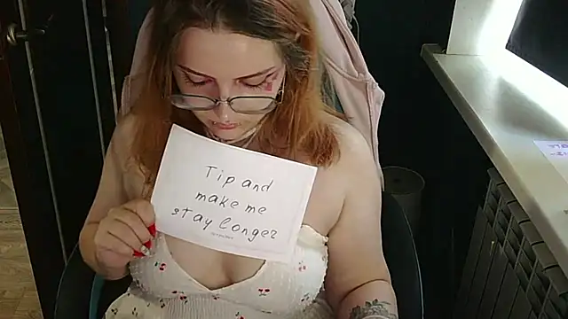 Chat +18 de EnsuingPetal ao vivo