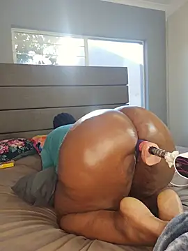 KinkyphatassのライブXXXチャット