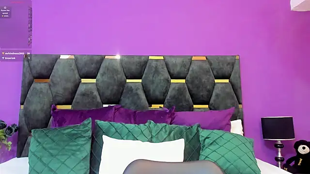 Chat +18 de MaluJensen ao vivo