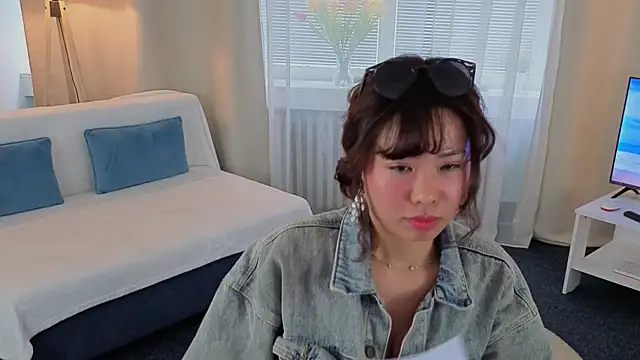 MyRebecca Chat XXX in diretta